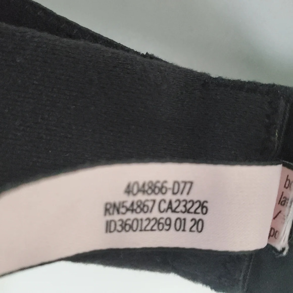 Victoria's Secret satin and lace bralette - Picture 9 of 10